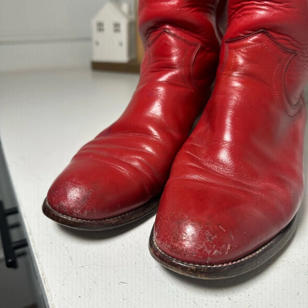 **SOLD**Justin Vintage Cherry Red Leather Western Boots Women's 6.5B Cowboy Boot - Picture 4 of 9
